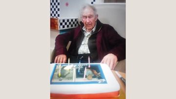 Cheshire care home Resident celebrates 90th birthday